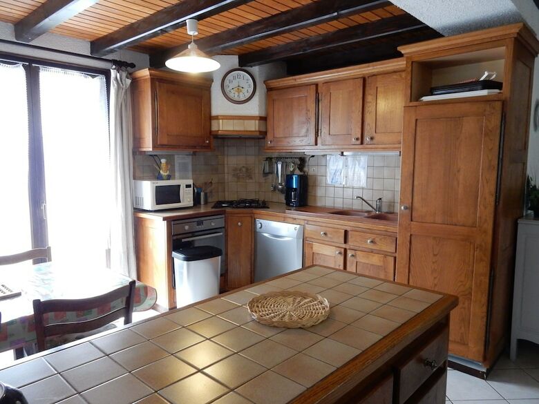 Villa Beautiful Chalet In Le M�nil With Private Garden