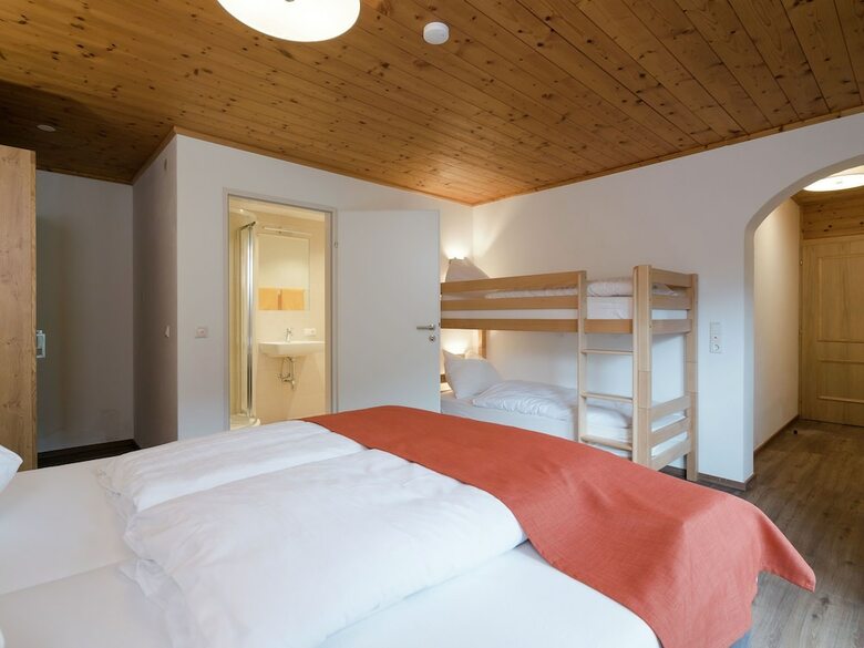 Luxurious Holiday Home In Saalbach-hinterglemm With Barbecue