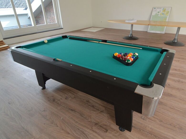 Luxurious, Charming Accommodation With Sauna And Recreation Room