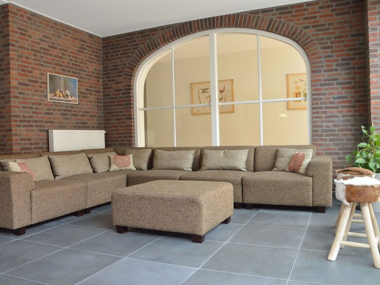 Luxurious, Charming Accommodation With Sauna And Recreation Room