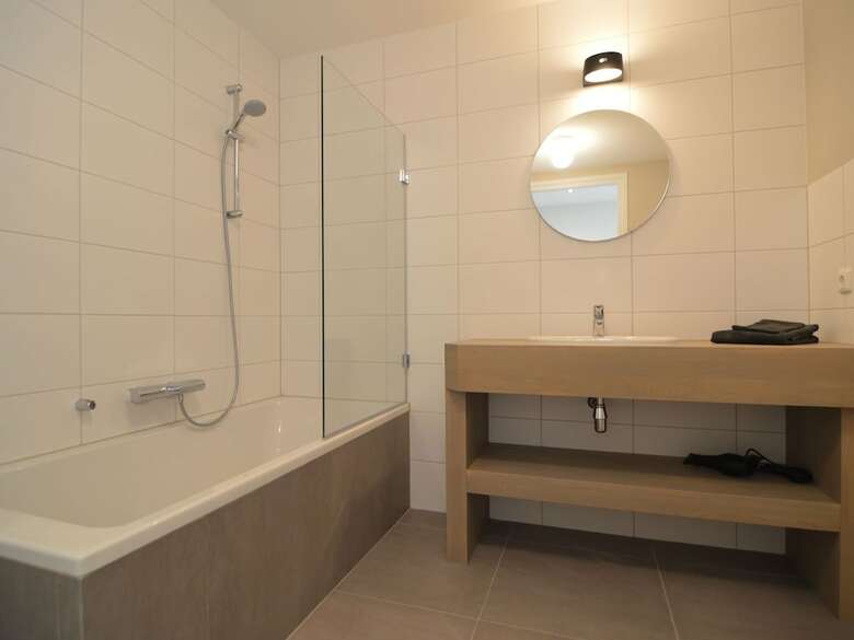 Luxurious, Charming Accommodation With Sauna And Recreation Room