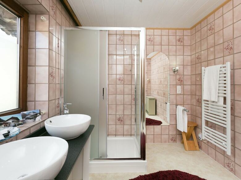 Spacious Apartment With Garden In Salzburg