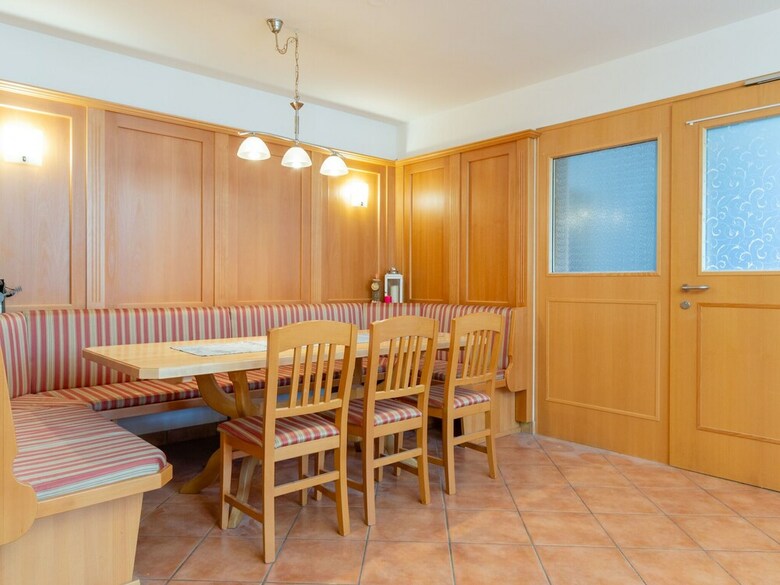 Superb Apartment In Piesendorf With Balcony