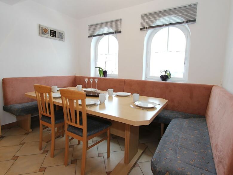 Apartamentos Luxurious Mansion In Goldegg Near Skiing Area