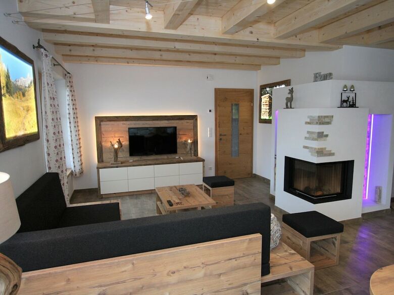 Chalet In Sankt With Artistic Interiors & Ski Piste View