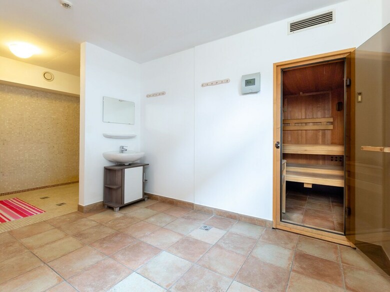 Charming Apartment In Piesendorf With Sauna