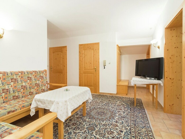 Contemporary Apartment In Kampl Near Ski Area