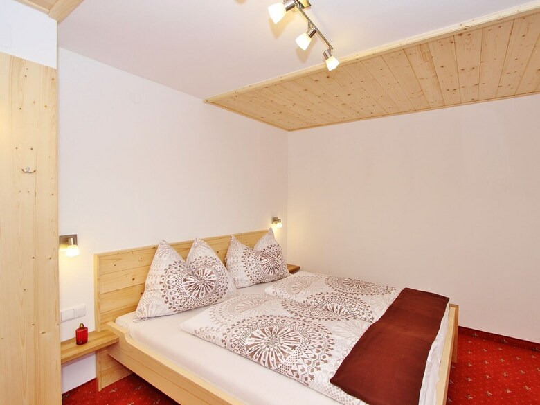 Cozy Apartment In Salzburg With Mountain View