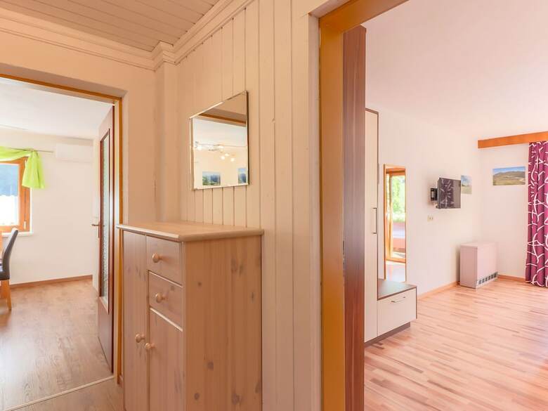 Modern Apartment In K�nigsleiten Near Swimming Pool