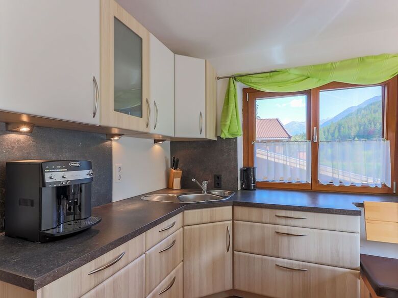 Modern Apartment In K�nigsleiten Near Swimming Pool
