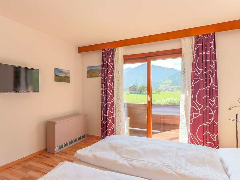 Modern Apartment In K�nigsleiten Near Swimming Pool
