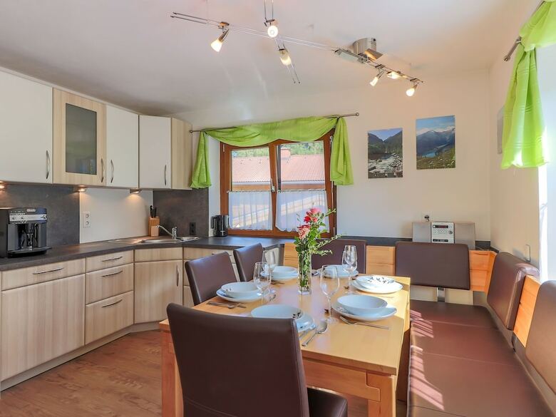 Modern Apartment In K�nigsleiten Near Swimming Pool