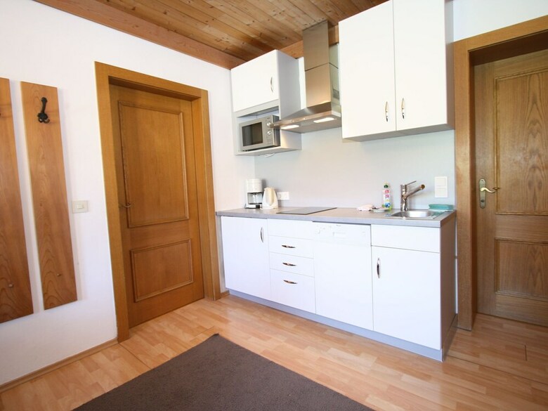 Peaceful Apartment In Hinterglemm With Camping Cot