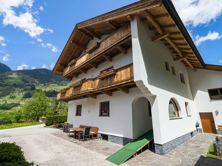 Cozy Apartment In Tyrol With Balcony