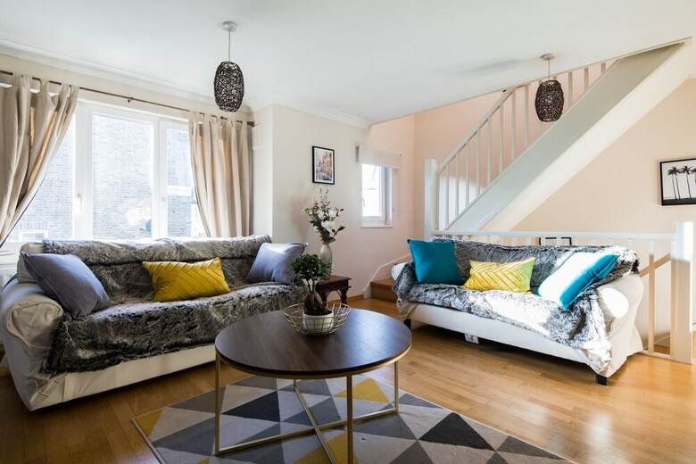 Apartamentos Spacious Two Story House