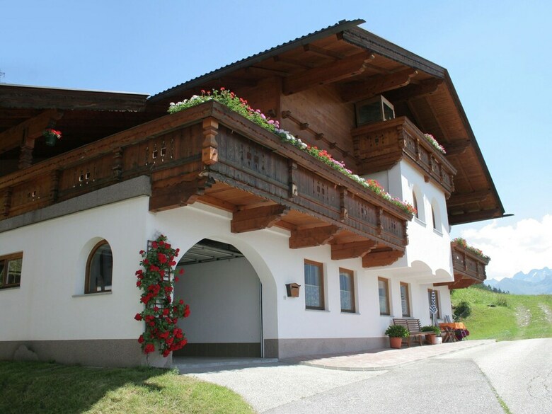 Cozy Apartment In Gerlosberg Near Ski Area