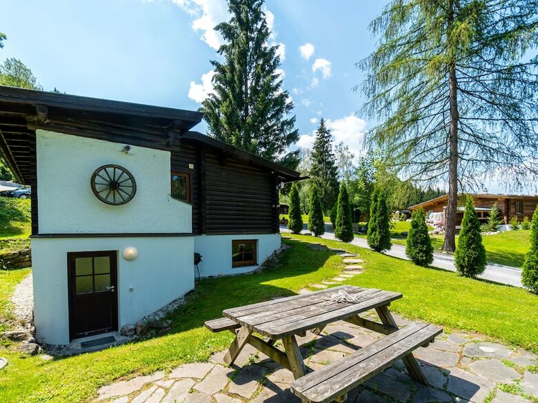 Quaint Chalet In W�rgl With Private Garden