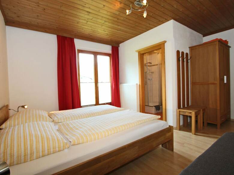 Cozy Apartment In Zell Am Ziller Balcony