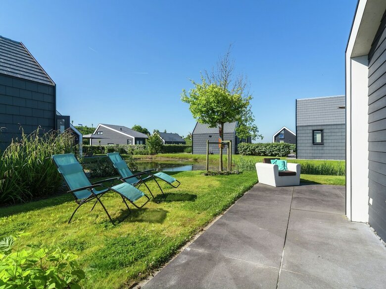 Modern Holiday Home In Kattendijke With A Garden