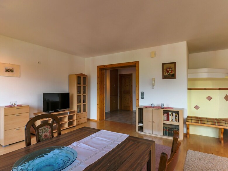 Spacious Apartment In W�rgl Tyrol Near Ski Area