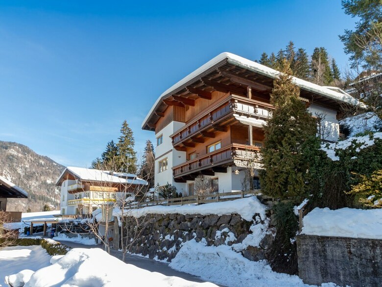 Spacious Apartment In W�rgl Tyrol Near Ski Area