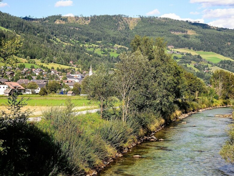 Spacious Apartment In Katschberg With Pool