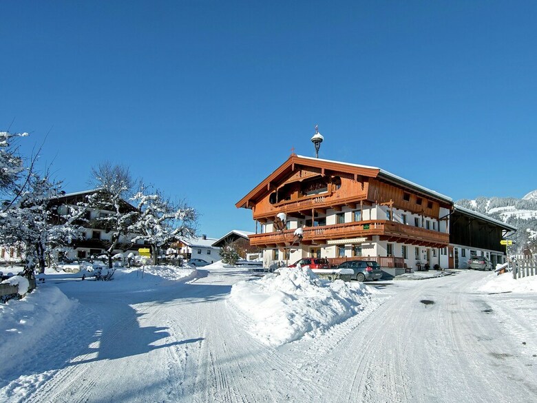 Modern Apartment In Itter Near Forest