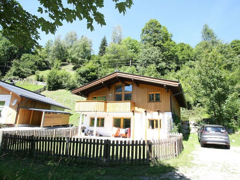 Cozy Chalet In Maria Alm With Terrace