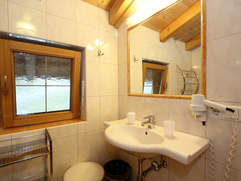Luxury Chalet With Garden In Tyrol