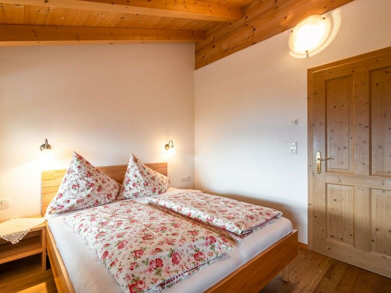 Cozy Mansion In S�ll With Garden