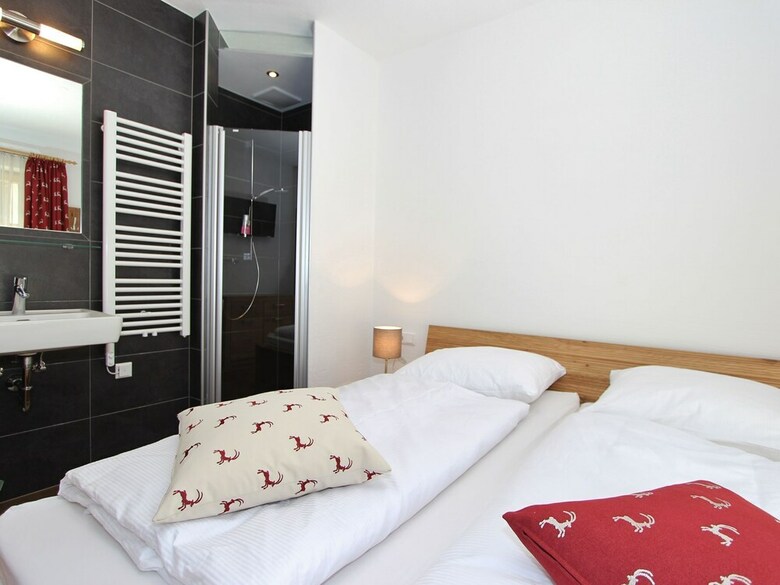 Beautiful Chalet In Wald Im Pinzgau With Sauna