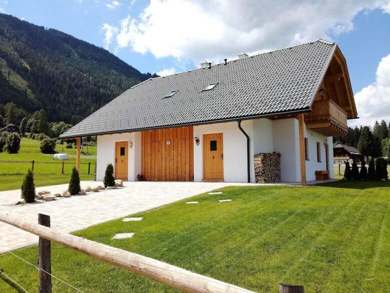 Modern Chalet In Mauterndorf With Garden