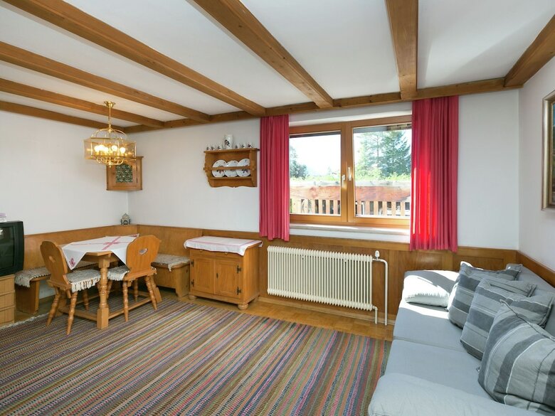 Lush Apartment With Swimming Pool In Silz