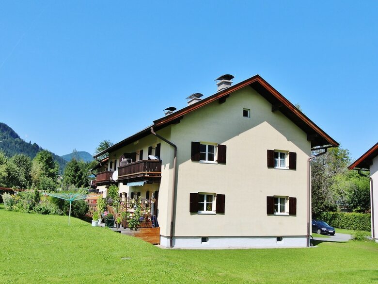 Charming Apartment In Kitzbuhel With Balcony