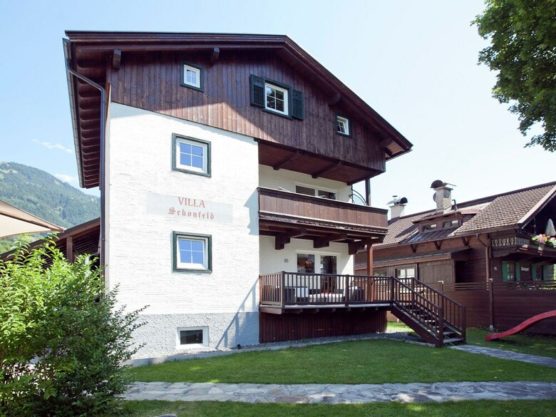 Apartamentos Beautiful Villa In Kitzb�hel With Roofed Terrace