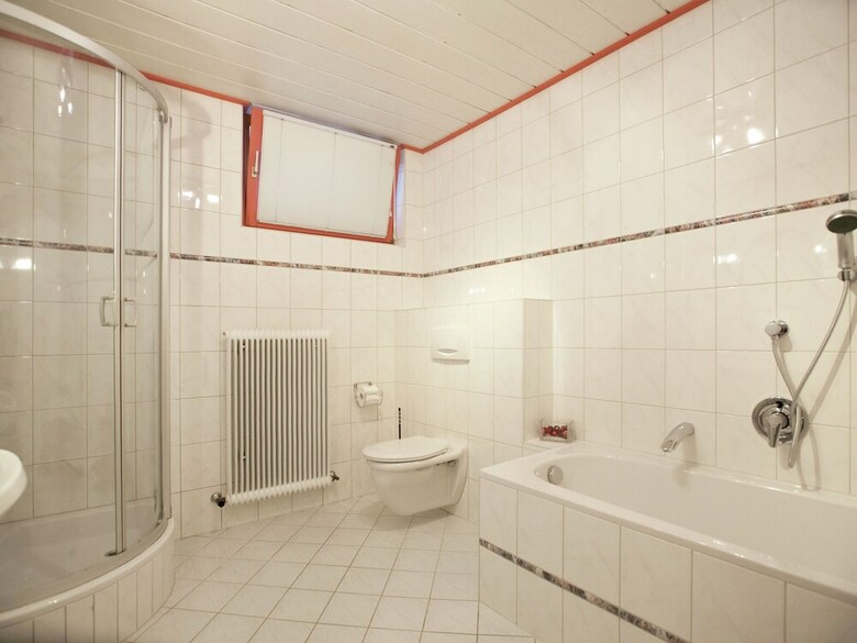 Restful Apartment With Terrace, Garden, Heating, Parking
