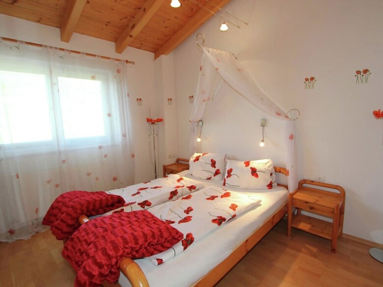 Cozy Chalet With Balcony In Imst