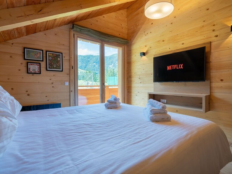 Modern Chalet In Tauplitz With Sauna