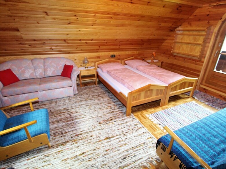 Comfortable Holiday Home In Neuhaus Near Ski Area