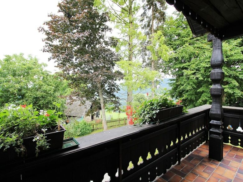 Comfortable Holiday Home In Neuhaus Near Ski Area