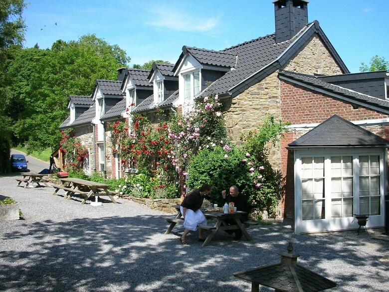 Romantic Cottage In Ferri�res With Barbecue