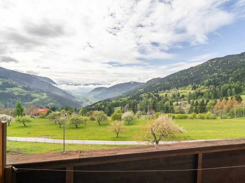 Cozy Apartment In Afritz Am See Near Gerlitzen Ski Area