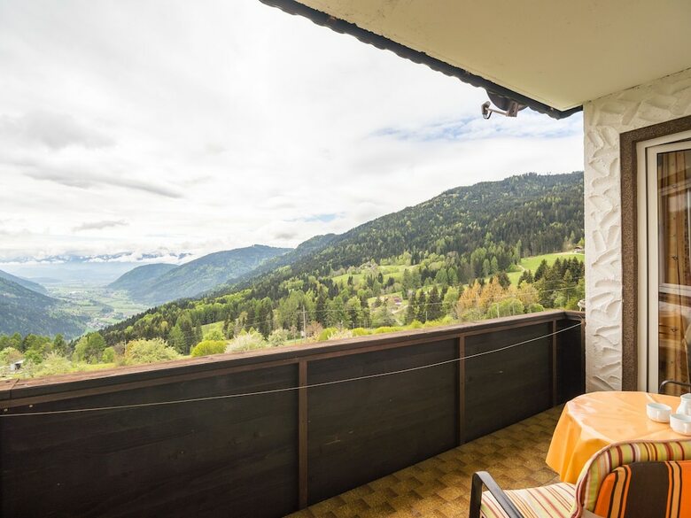 Cozy Apartment In Afritz Am See Near Gerlitzen Ski Area