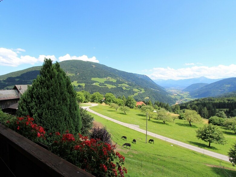 Cozy Apartment In Afritz Am See Near Gerlitzen Ski Area