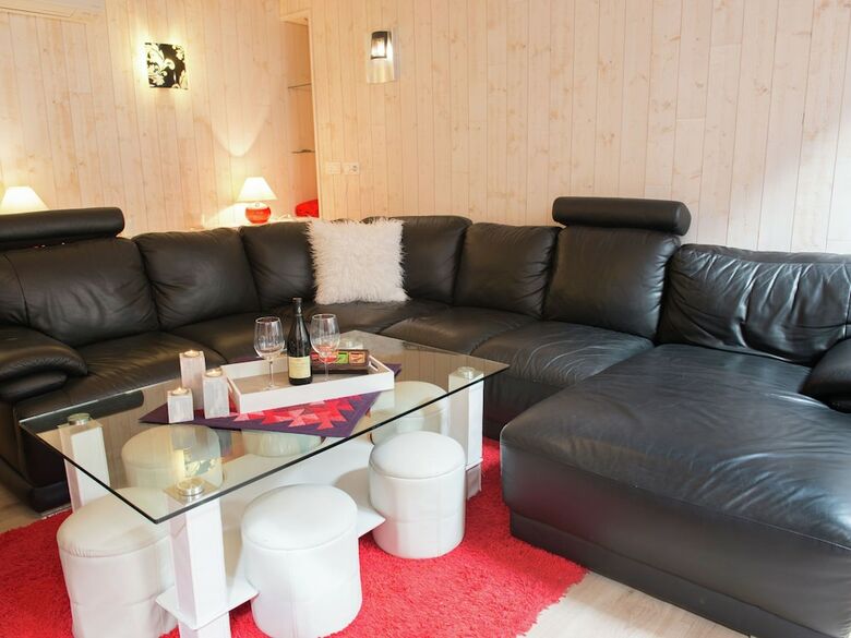 Beautiful Apartment In Spa Belgium With Jacuzzi