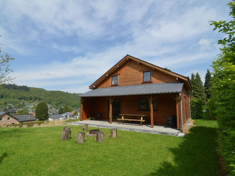 Spacious Holiday Home In Vresse-sur-semois With Garden