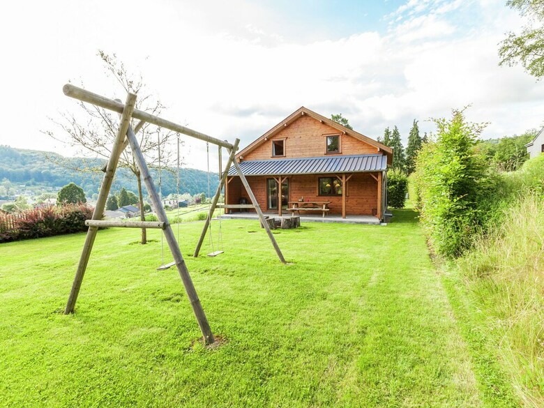 Spacious Holiday Home In Vresse-sur-semois With Garden