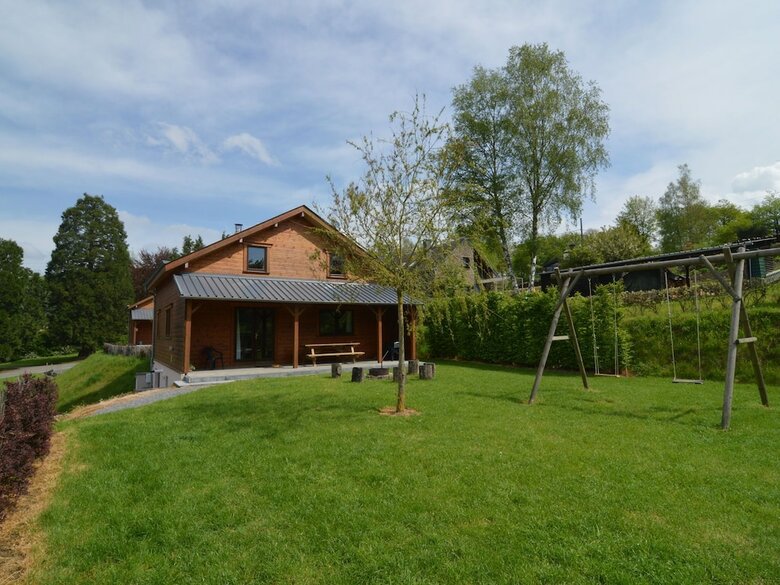 Spacious Holiday Home In Vresse-sur-semois With Garden