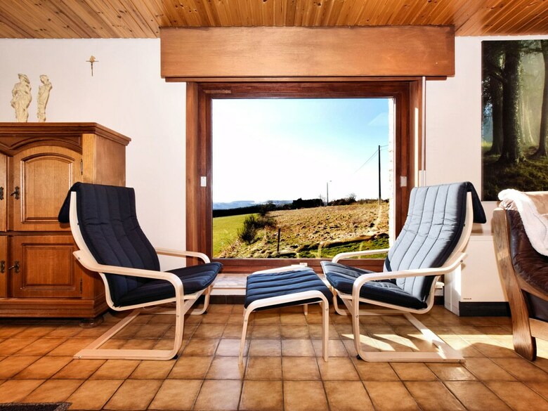 Cosy Holiday Home In Nadrin With Private Terrace