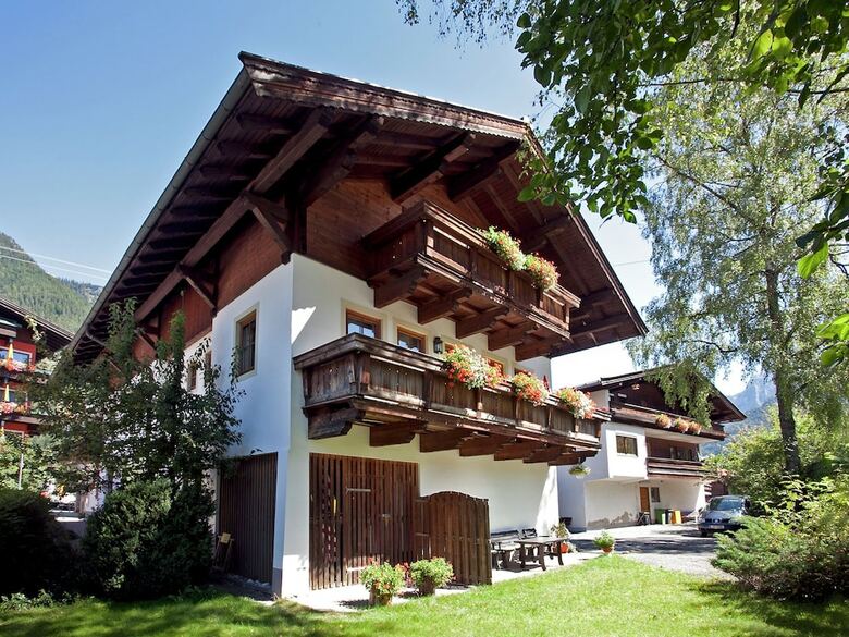 Splendid Apartment In Waidring Near Ski Area